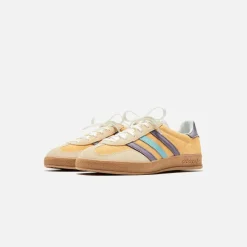 Gazelle Indoor