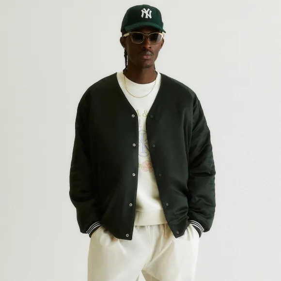 Kith Yvon Souvenir Liner