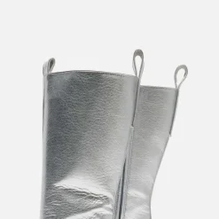 Love Boot