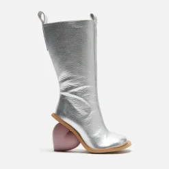 Love Boot