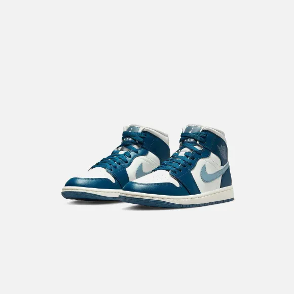 Nike Wmns Air 1 Mid