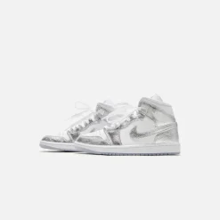 Nike Wmns Air 1 Mid Se