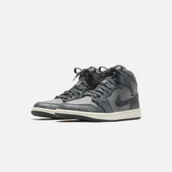 Nike Wmns Air 1 Mid Se