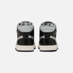 Nike Wmns Air 1 Mid Se