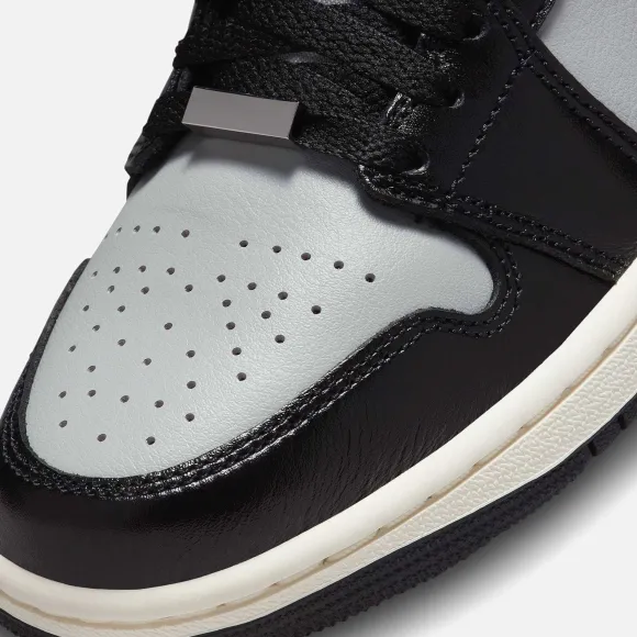 Nike Wmns Air 1 Mid Se