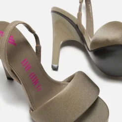 Rem Sandal