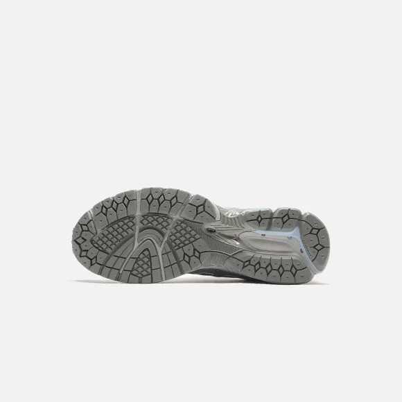 860V2