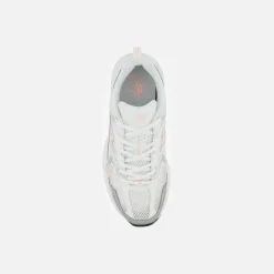 Wmns 530