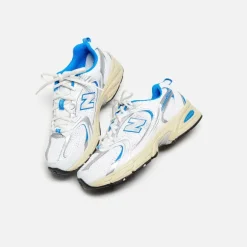 Wmns 530