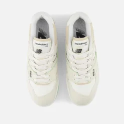 Wmns 550