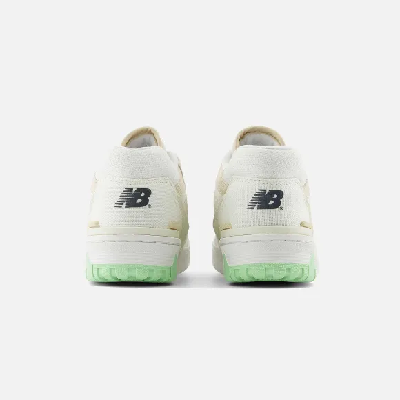 Wmns 550