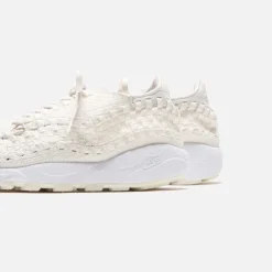 Wmns Air Footscape Woven