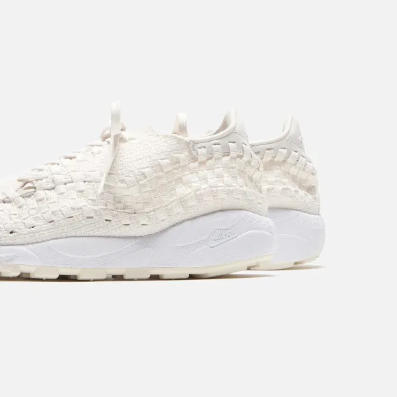 Wmns Air Footscape Woven