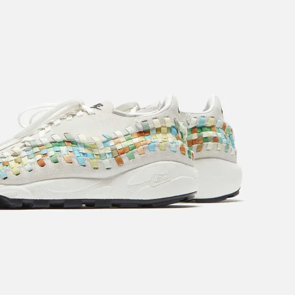 Wmns Air Footscape Woven