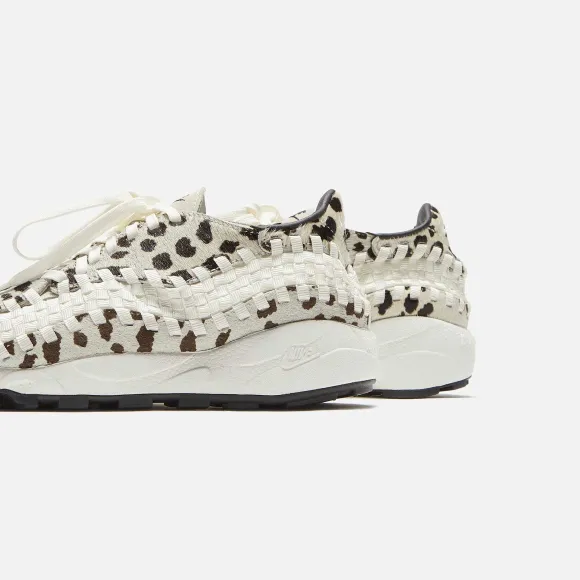 Wmns Air Footscape Woven