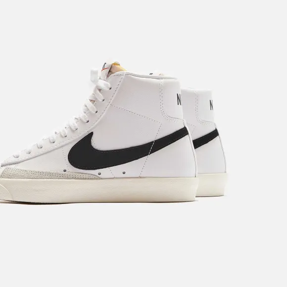 Wmns Blazer Mid 77