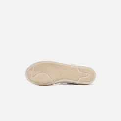 Wmns Blazer Mid 77