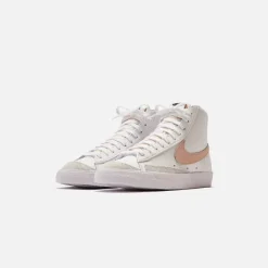 Wmns Blazer Mid `77