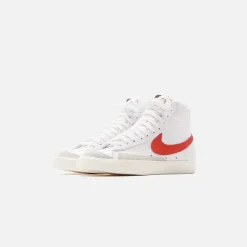 Wmns Blazer Mid '77