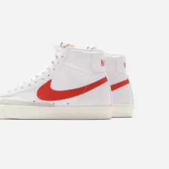 Wmns Blazer Mid '77