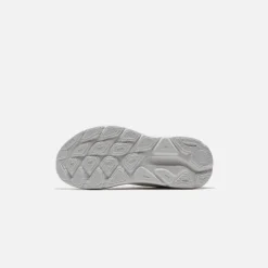 Wmns Clifton 9