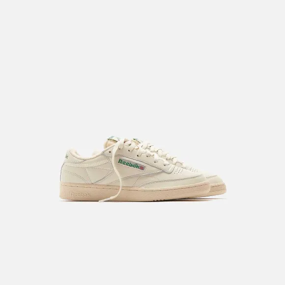 Wmns Club C 85 Vintage Shoes