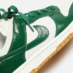 Wmns Dunk Low Lx