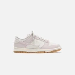 Wmns Dunk Low Premium