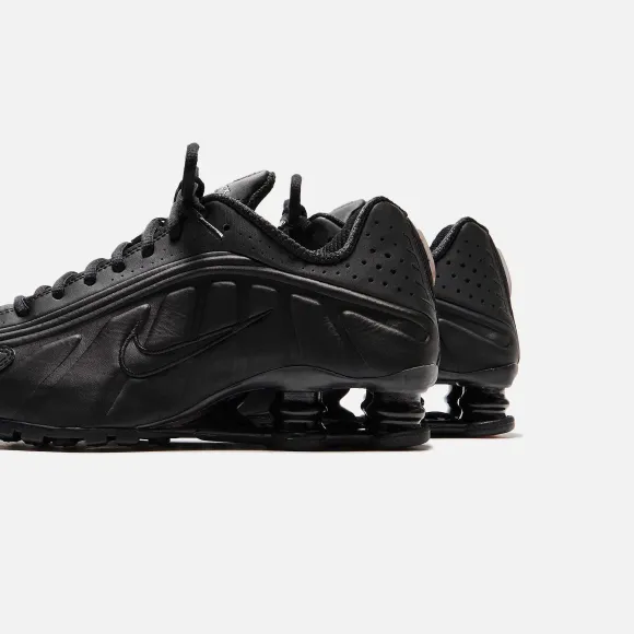 Wmns Shox R4