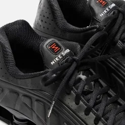 Wmns Shox R4