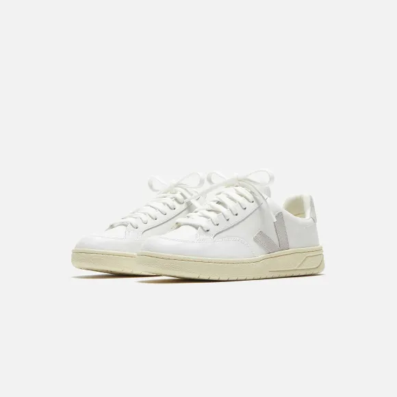 Wmns V-12